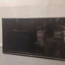 40 Inch LG TV 47LY570H-UA