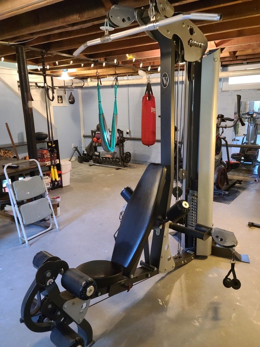 Hoist V2 Home Gym for Sale in Camp Hill, PA OfferUp