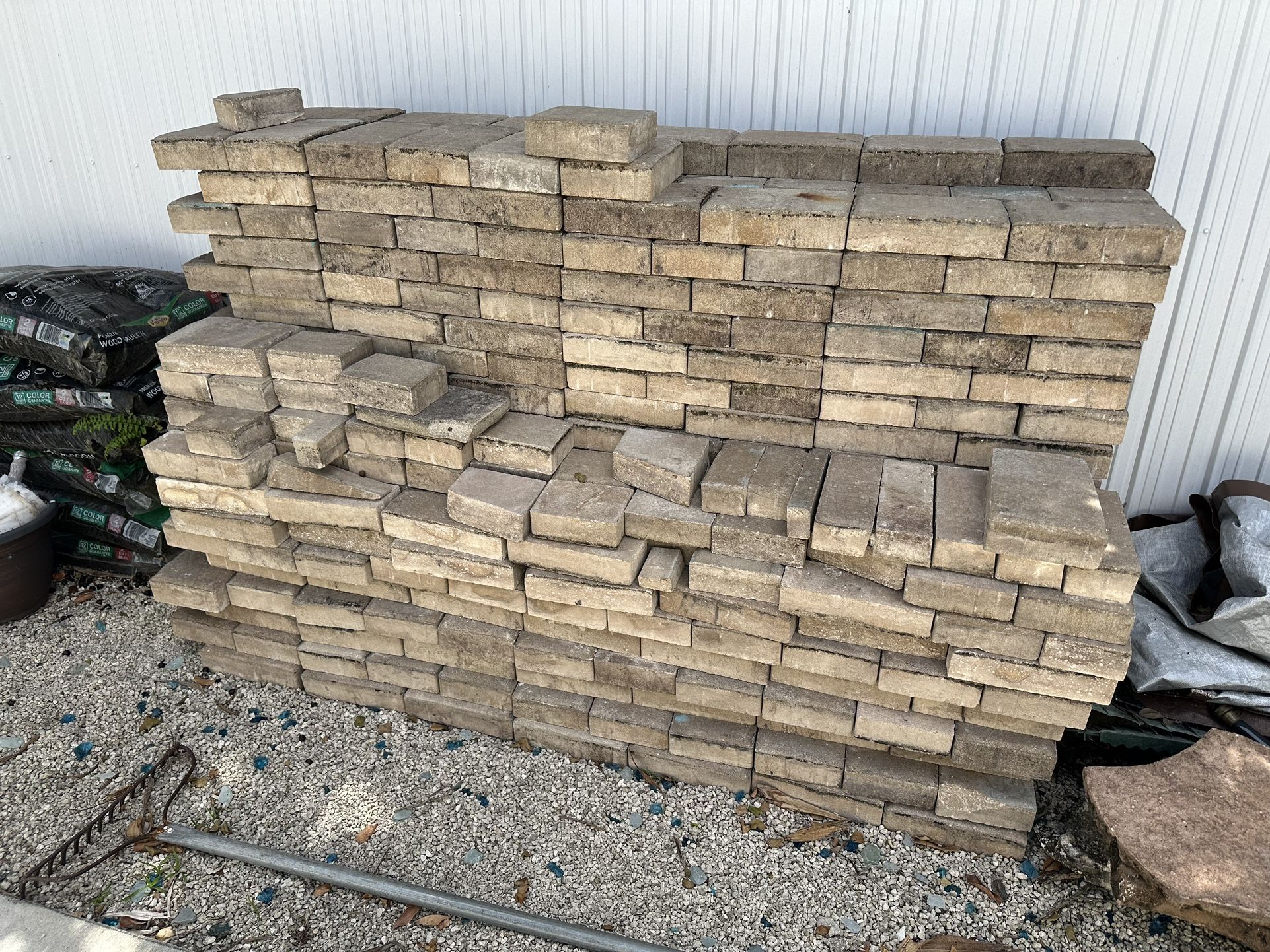 Brick Pavers 6”x9” Size ( 570 Bricks/214 Sq Ft) 15x14 Patio