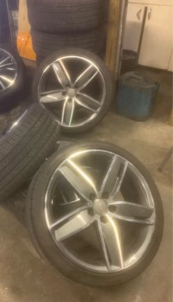 Audi 19” oem rims