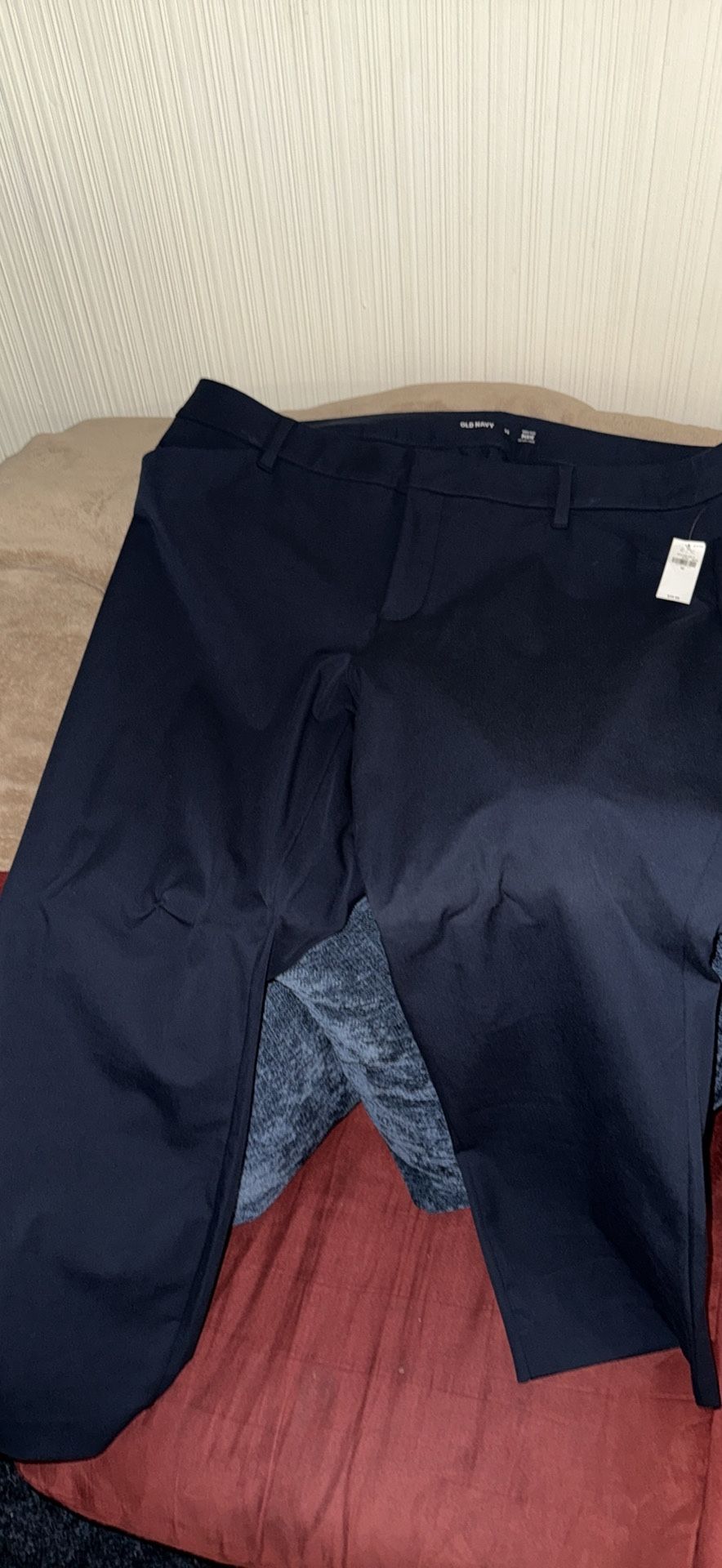 Old Navy never  worn dress. Size 22 