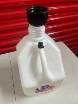 3 Gallons VP Racing 3 Gallon Motorsports Container Utility Jug 4172-CA