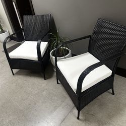 Outdoor Chairs 
