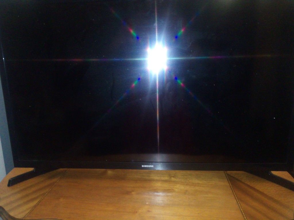 Samsung 32" HDTV
