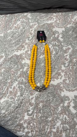 Paparazzi Necklace & Earrings Summer Splash Yellow 