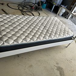 Twin Sized Bed/mattress 