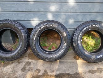 Cooper Discovery Tires. LT265 70R17
