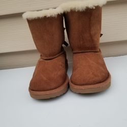 Youth female size 13 ,  like new condition