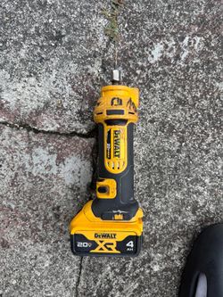 Herramientas router dewalt 100$ oferta con bateria