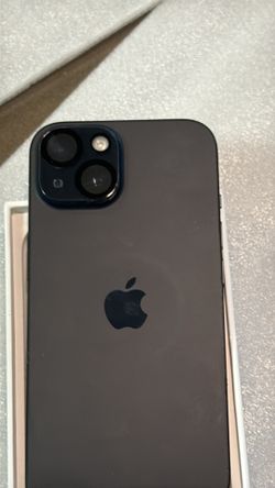 iPhone 15  UNLOCKED