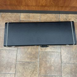 FENDER HARD CASE