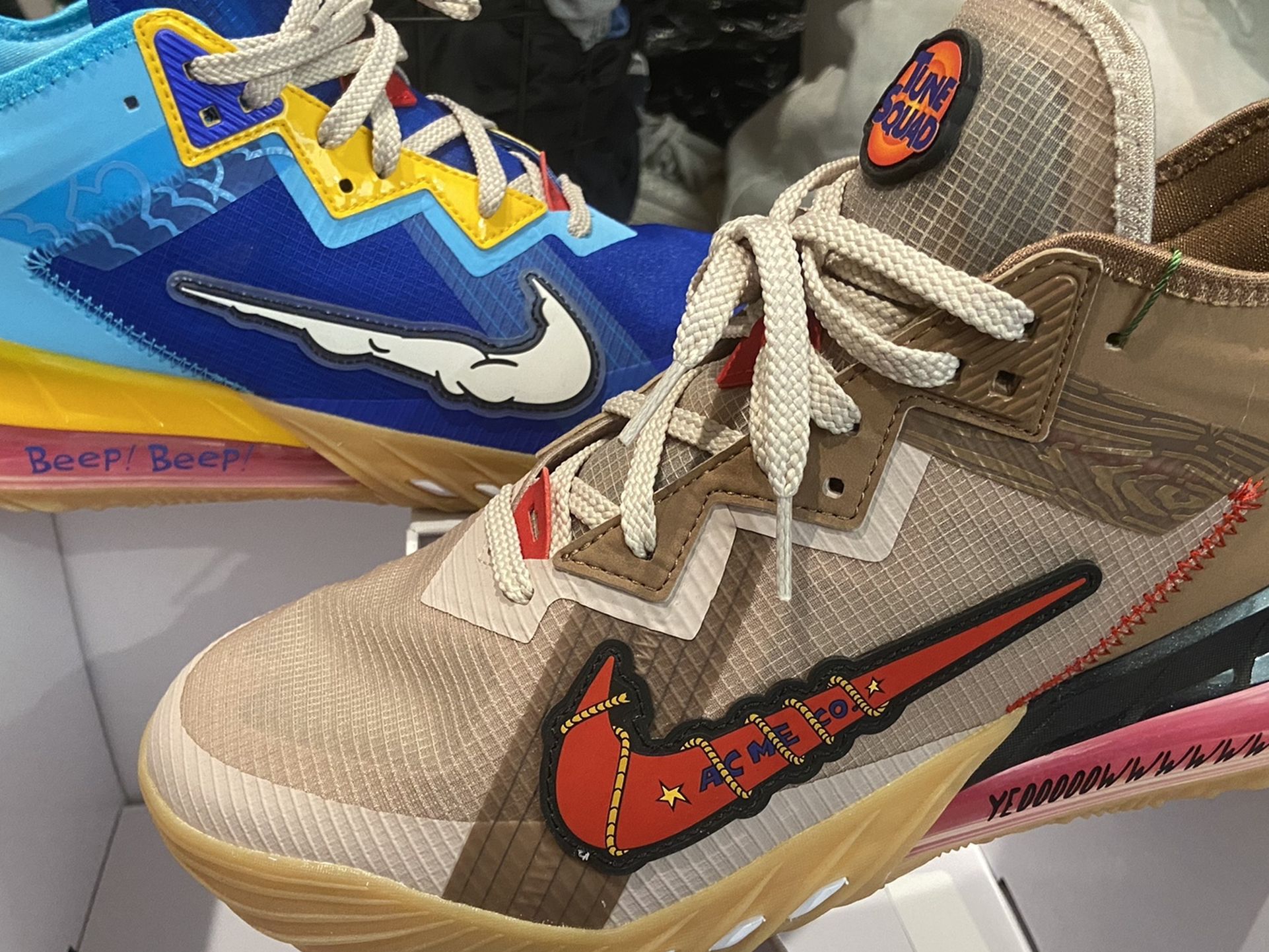 Space Jam (New legacy) Wile e Coyote vs Roadrunner Xbox Special Editon