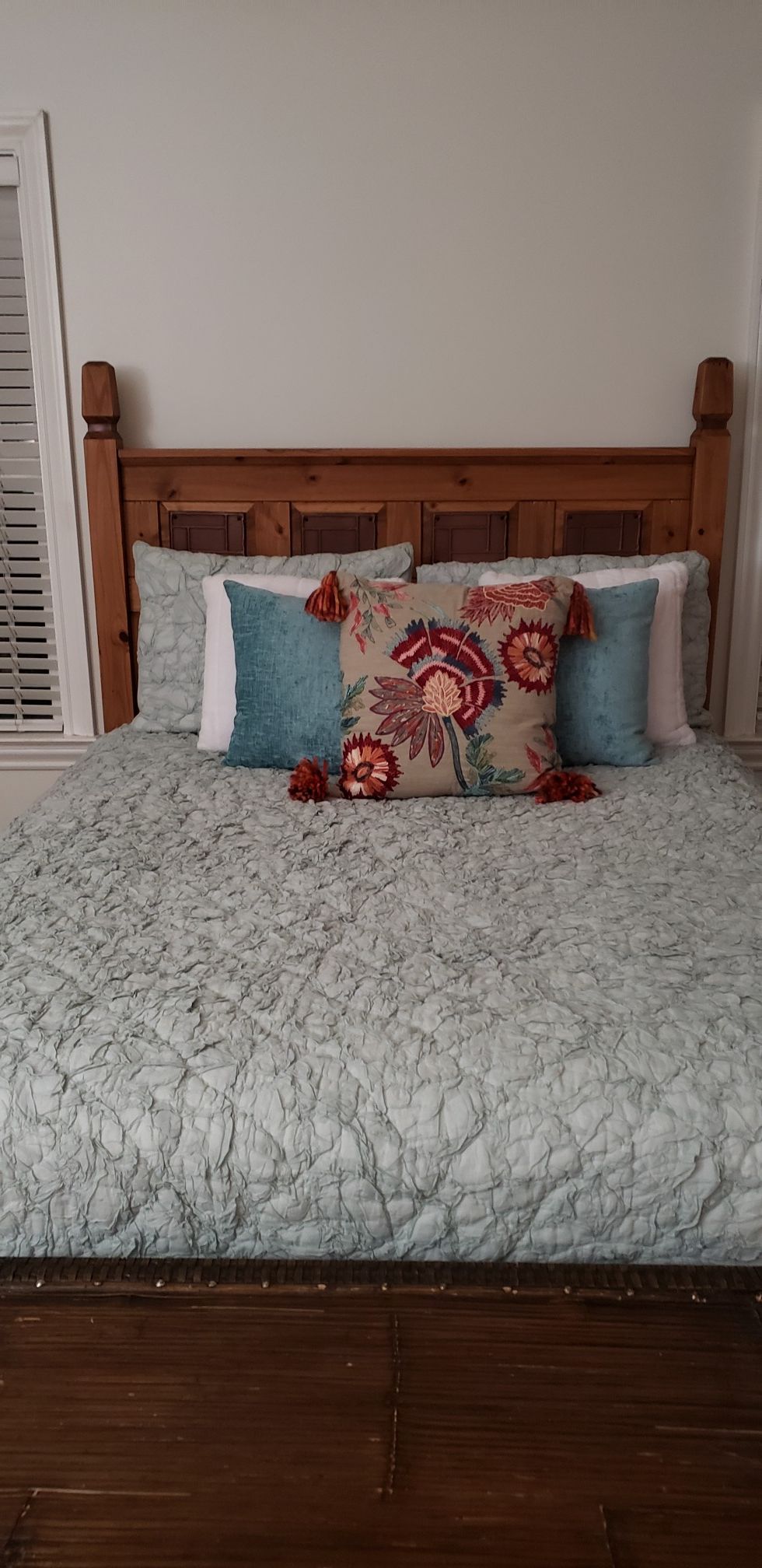 Bed, Desk, Chair