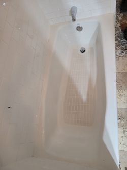 Kohler tub, caste iron 60x30