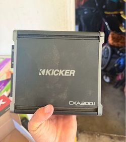 Kicker CXA300.1 Mono Car Amplifier