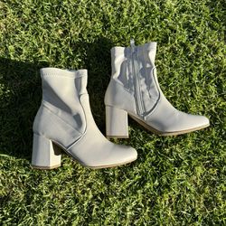 White/Bone/Beige Womens Boots