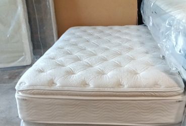 Queen Size Mattress (Colchon Queen Size)