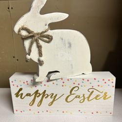 Wooden Easter decor
