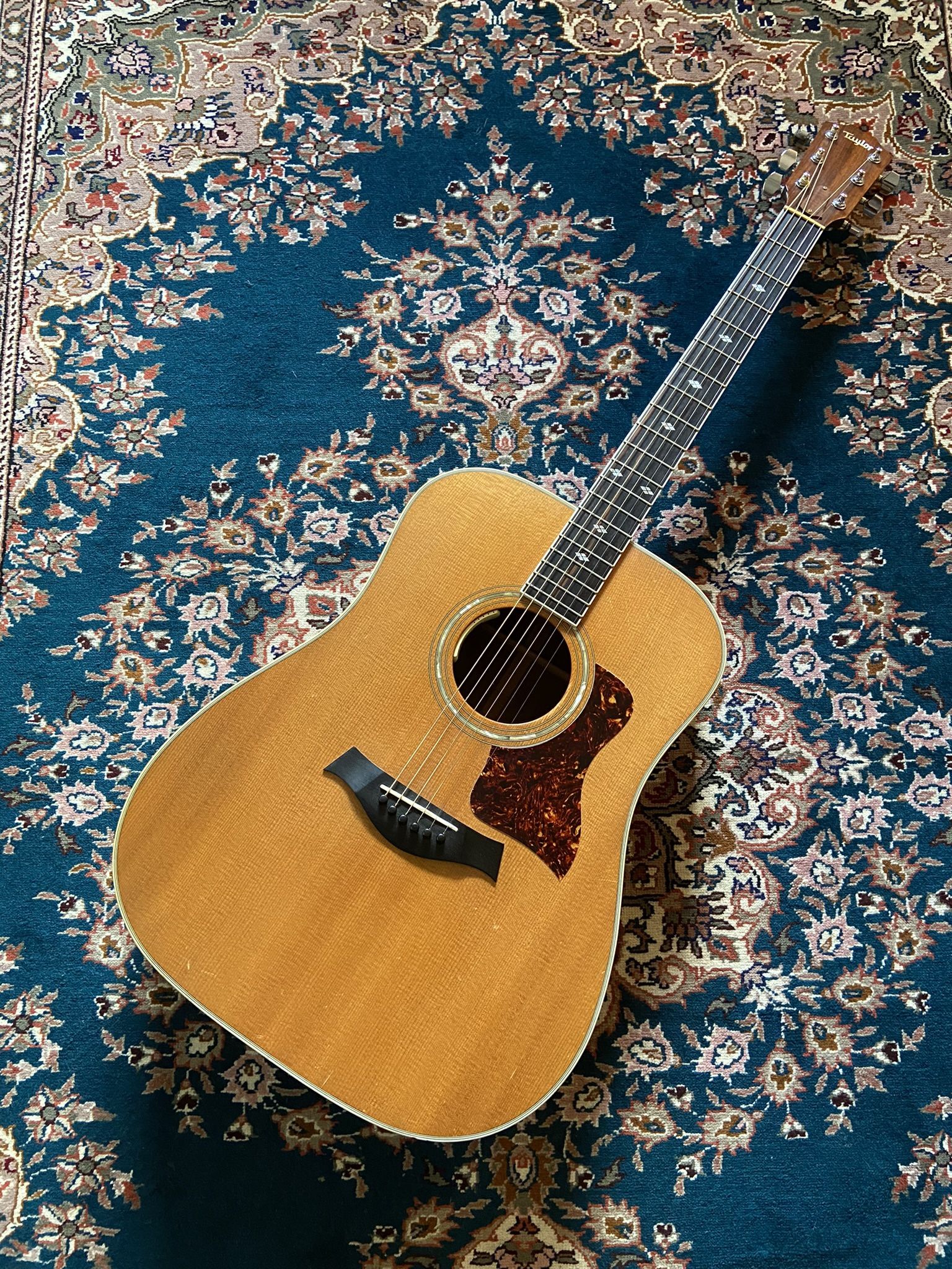 1992 Taylor 810 Walnut