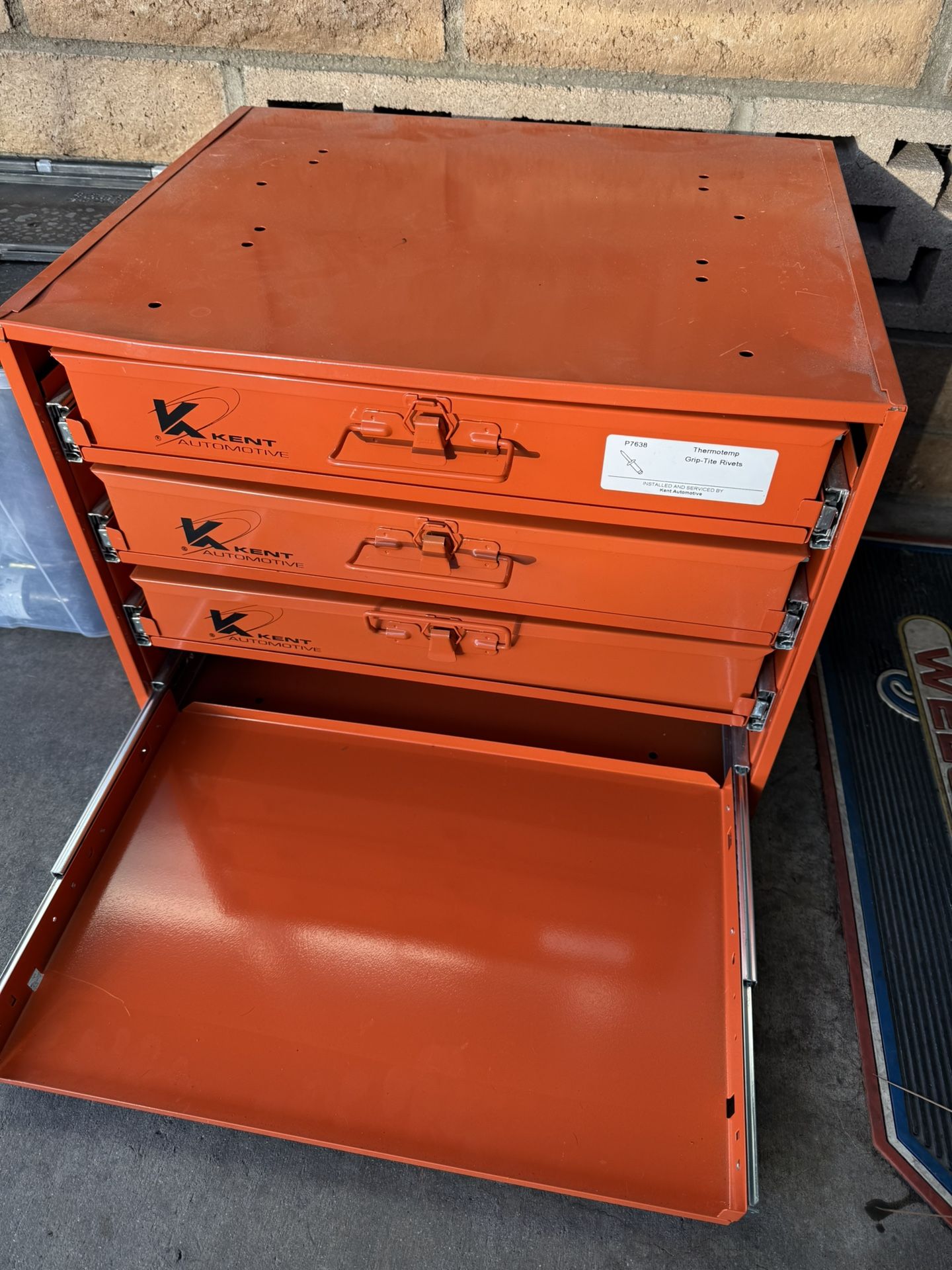 Kent Automotive Tool Box