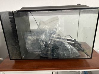 Saltwater tank 13.5 gallons fulval.