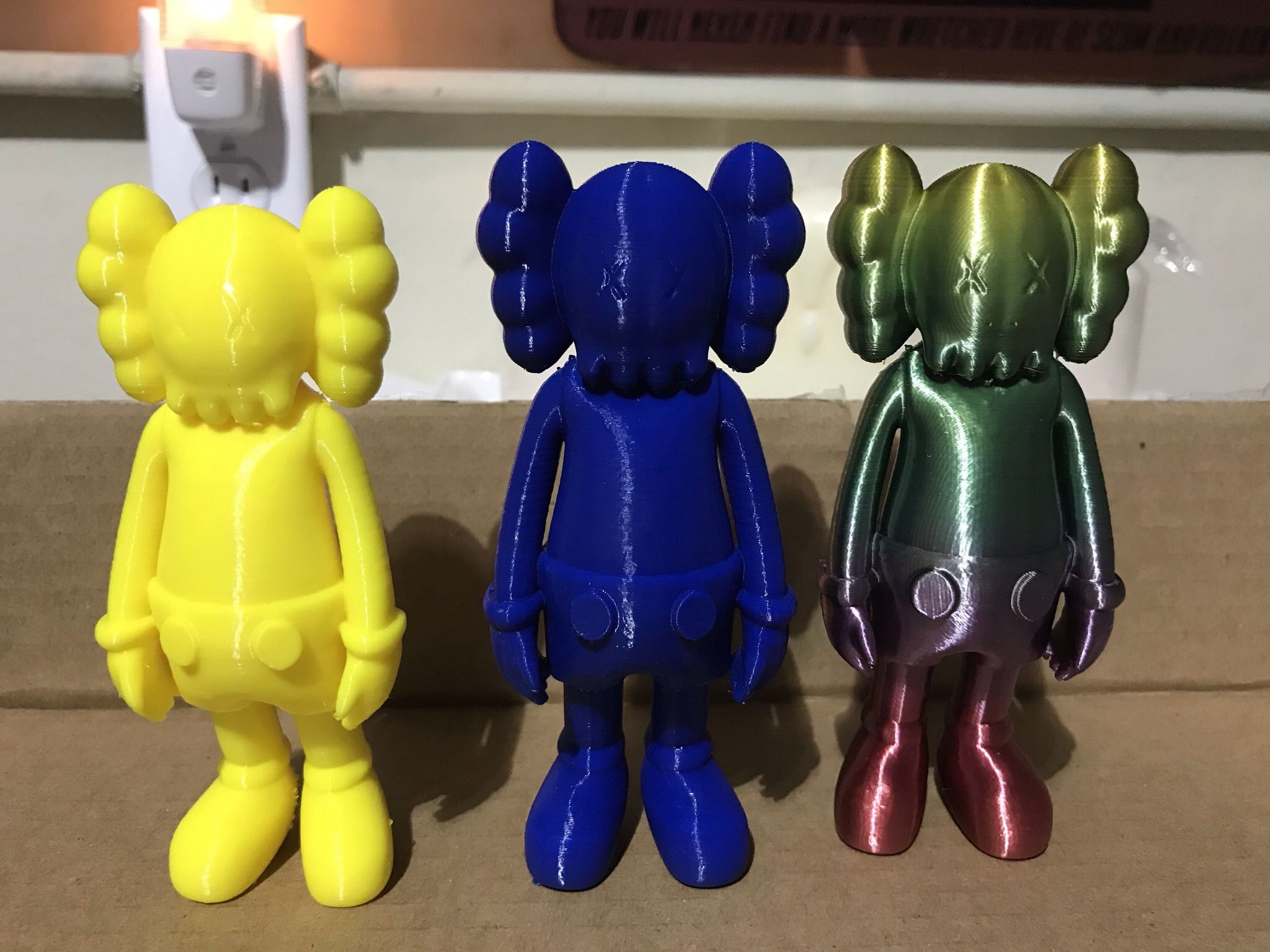 KAWS Inpired Collectibles | KAWS Gift Ideas | KAWS Unique Gifts | KAWS Knick Knacks | KAWS Home Decor | KAWS