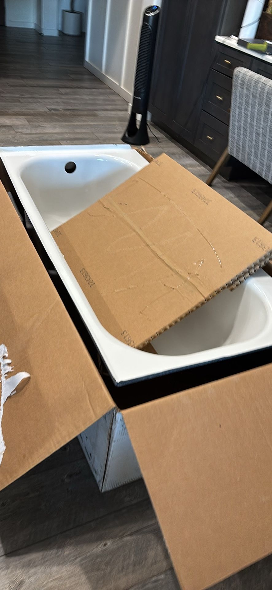 Bath Tub, Bathtub