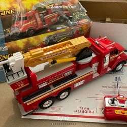 Rc firetruck new / read