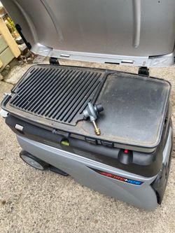 Portable thermos grill/cooler box