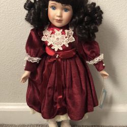 McField Fashion Co. 18" Noble Heritage Collection Doll 1997
