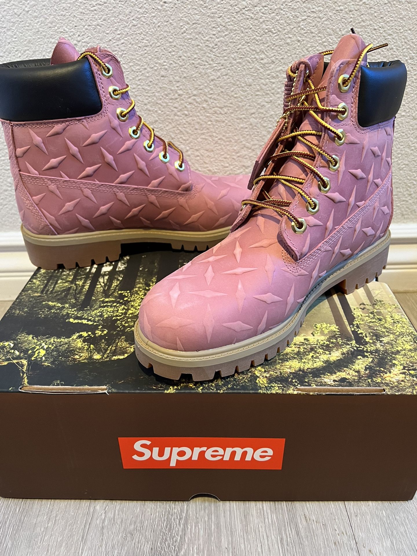 Supreme x Timberland Diamond Plate 6in Waterproof Boot- Sz 8