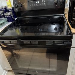Stove  and  Fridge In Perfect Condition 