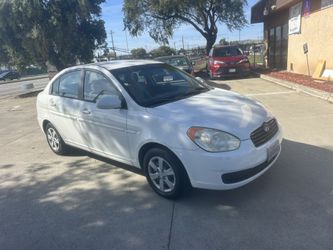 2009 Hyundai Accent