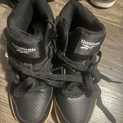 boys shoes