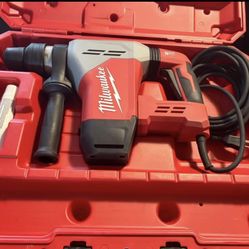 Milwaukee 1-9/16 in. SDS-Max Rotary Hammer