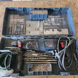 Bosch Bulldog Xtreme Roto Hammer 