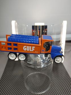 Vintage  1925 TRUCK toy bamk