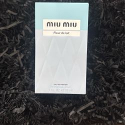 Miu Miu Fleur De Lait 1.7 FL