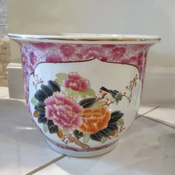 Beautiful Floral Chinese Flower Pot;10 inch Tall x 12 inch Wide.