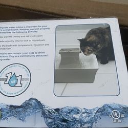Pet Fountain / Fuente Para Mascota 