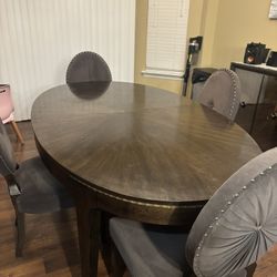 Dining Table And 4 Chairs