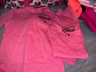 Little Girl Size 6 Sweatsuit