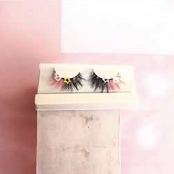 Hello kitty lashes