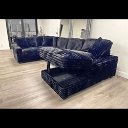 Brand New Sectional Sofa with Storage & Cup Holders – Modern & Comfortable