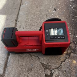 Milwaukee M18 Cordless Electric Portable Inflator