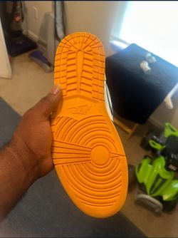 Jordan 1 Taxi SIZE 11