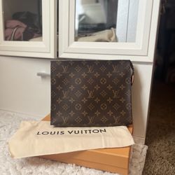 LV Toiletry Bag 26