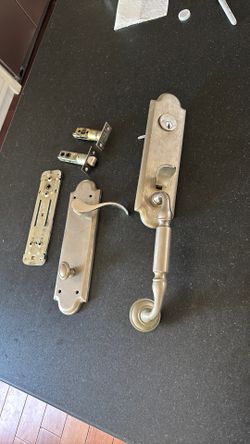 Used Baldwin brushed nickel door handle – latch broken
