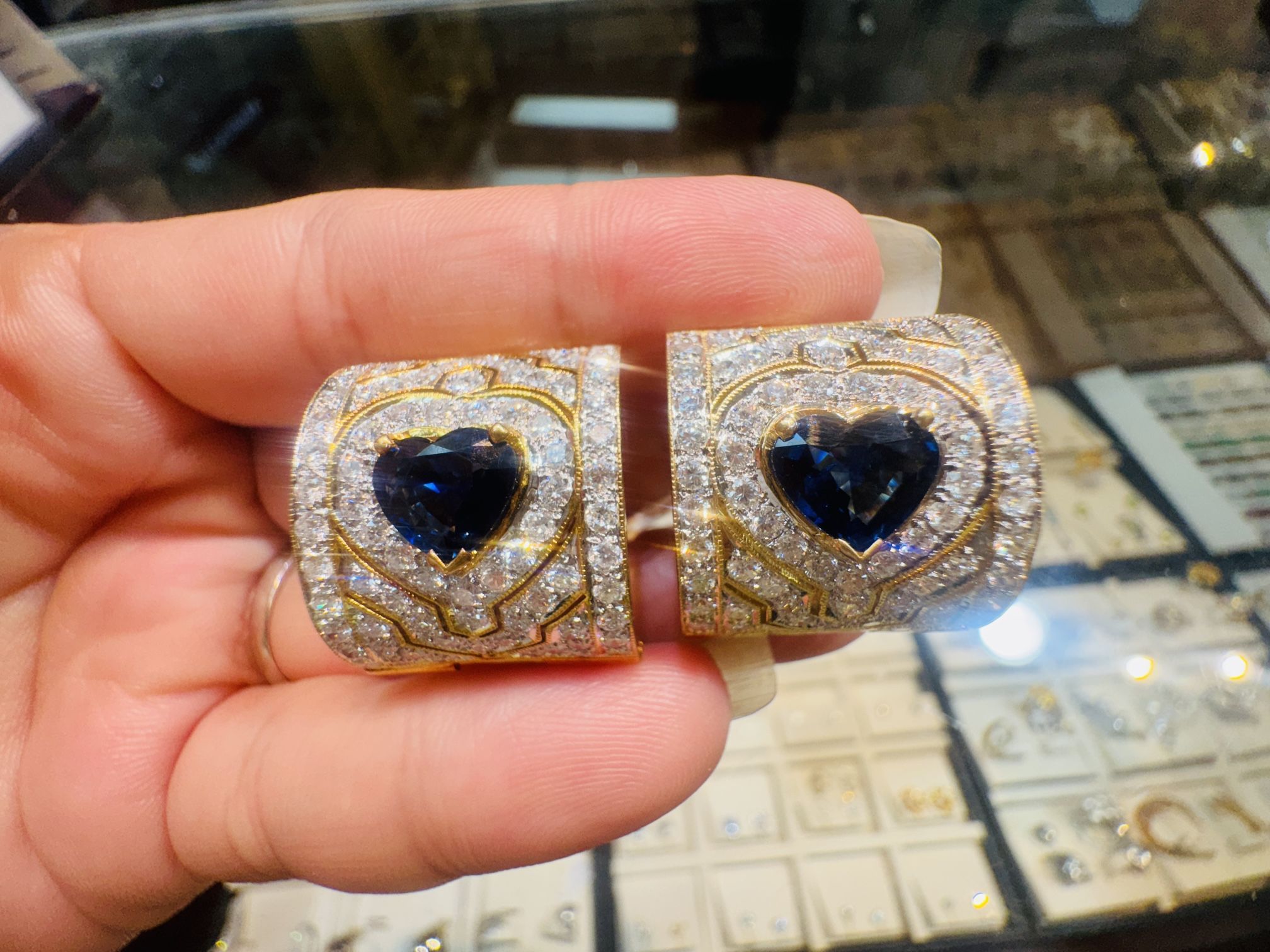 18K YellowGold | Diamonds & Heart Blue Sapphire Earrings