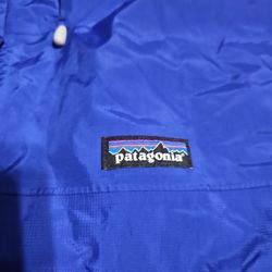 Patagonia Raincoat For Women's Size XL Authentic 